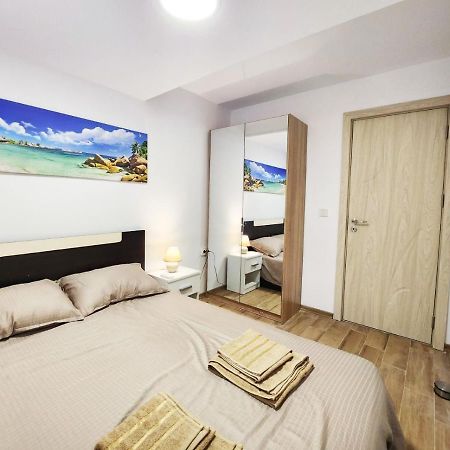 Apartment In The City Of Варна Екстериор снимка
